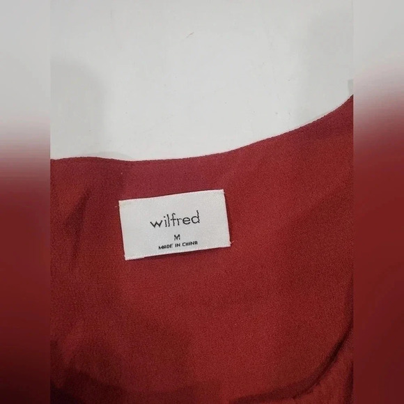 Aritzia Wilfred Barossa Dress Size Medium Tiered Mini Solid Red Carmine L Sleeve - Picture 13 of 15